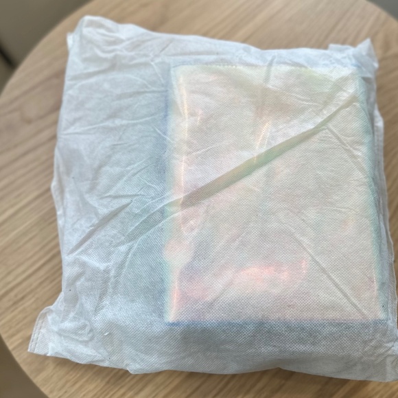 22 Gemini Collective - The Jelly Gloss Crossbody in Holographic Cosmic Dream - Picture 14 of 15